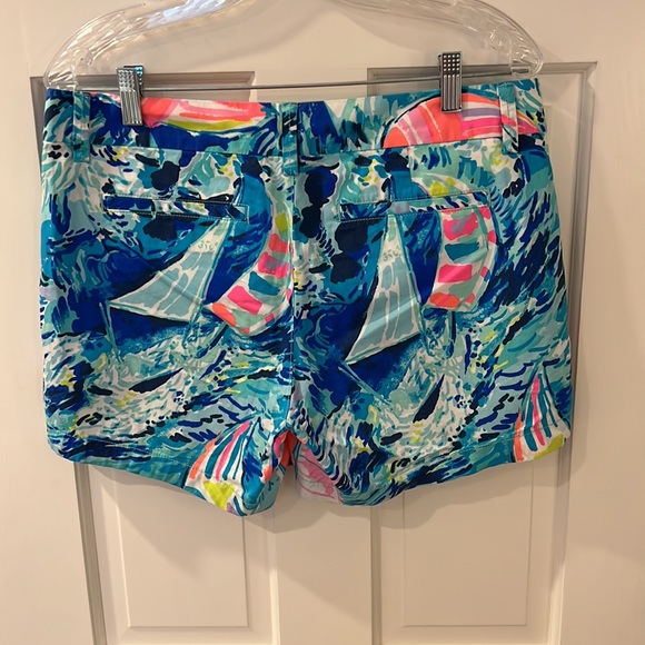 Lilly Pulitzer Callahan Sailboat Shorts - Picture 2 of 3
